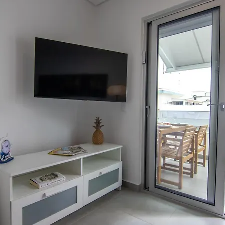 Apartment Flat With Balcony Near Casino By Hostwise Monte Gordo