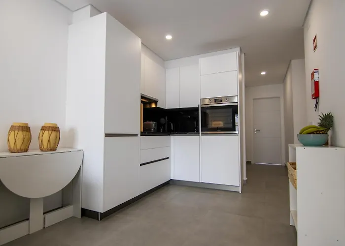 View Flat W/ Balcony Near Casino By Hostwise Monte Gordo