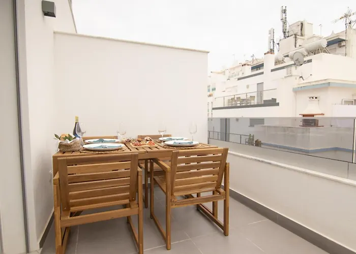 View Flat W/ Balcony Near Casino By Hostwise Daire Monte Gordo