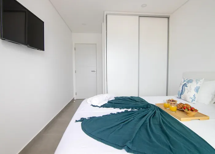 Daire View Flat W/ Balcony Near Casino By Hostwise Monte Gordo